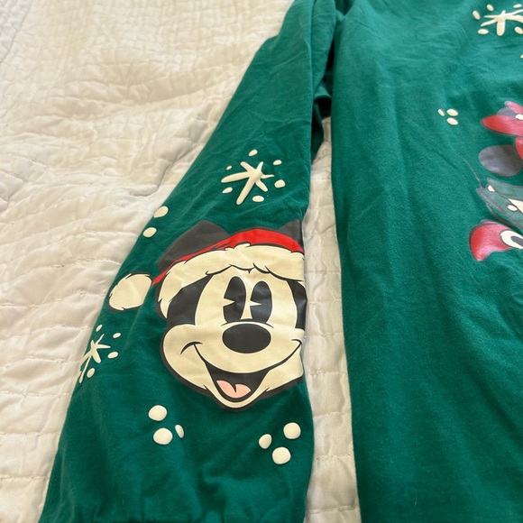 Disney XXL Festive Green Long Sleeve Tee - Picture 2 of 5